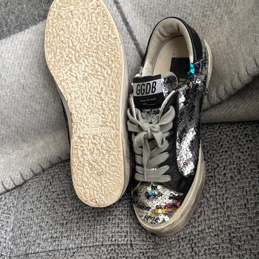 Golden Goose Women's Silver Sequin Star Sneakers with Black Accents - Picture 2 of 3